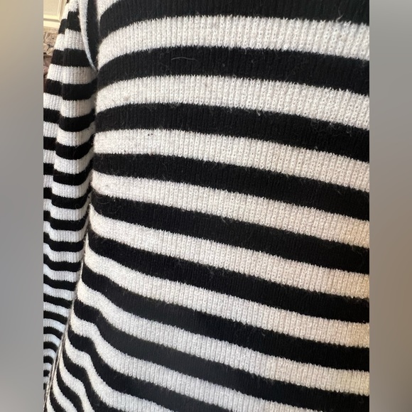 Express black and white striped mock turtle neck long sleeved mini dress L - Picture 3 of 4